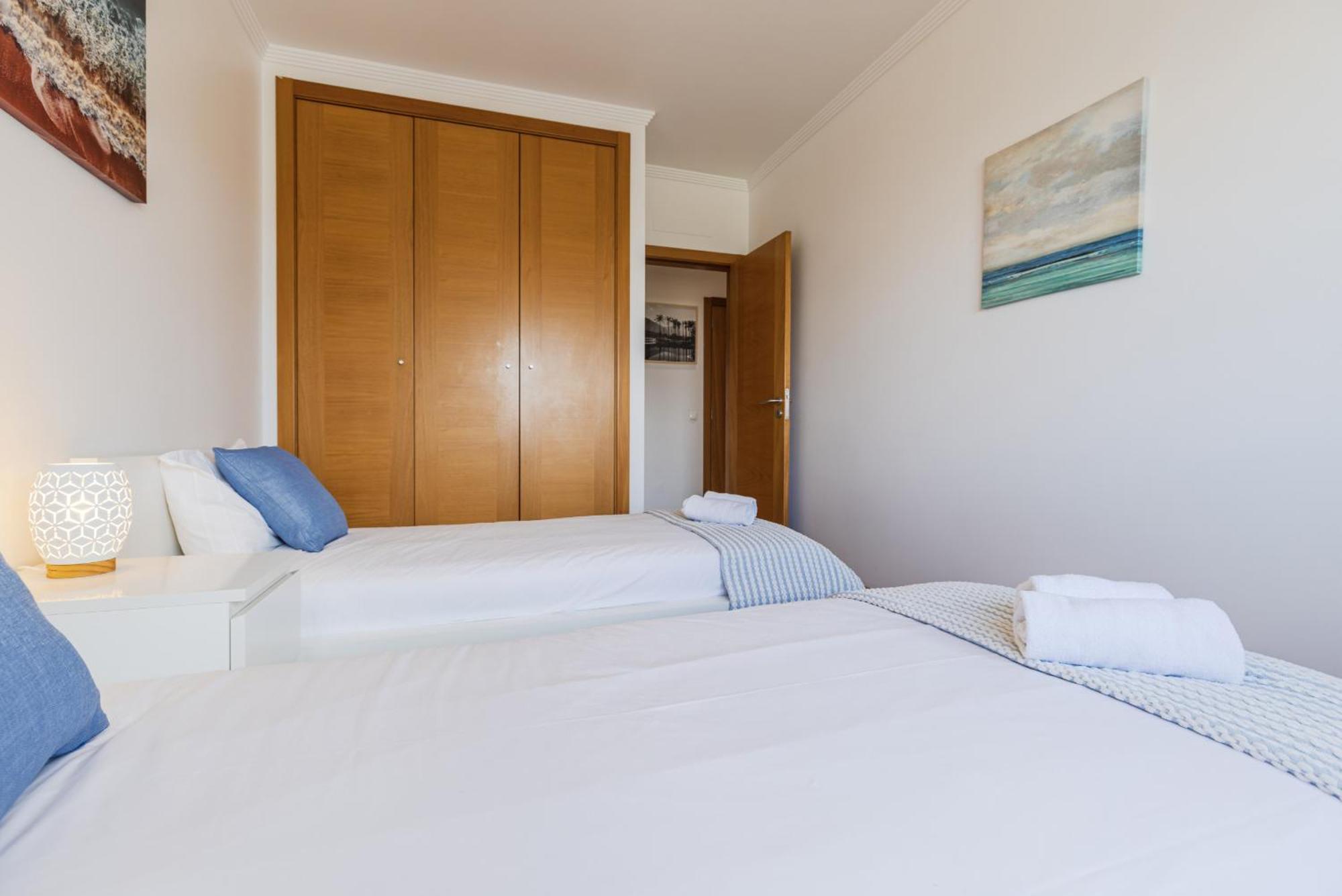 2 Bedroom Relax In Alvor By Innkeeper Esterno foto
