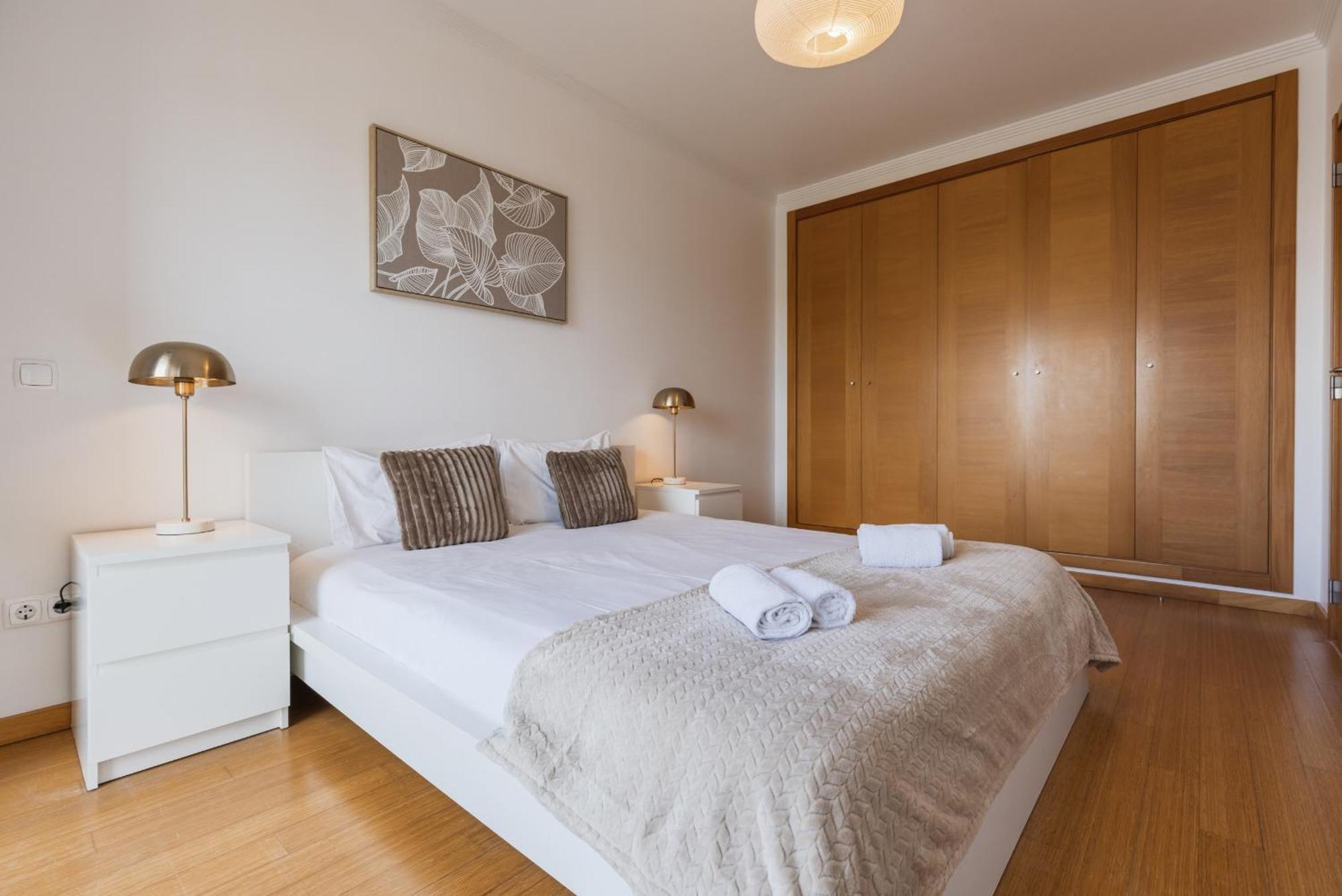 2 Bedroom Relax In Alvor By Innkeeper Esterno foto