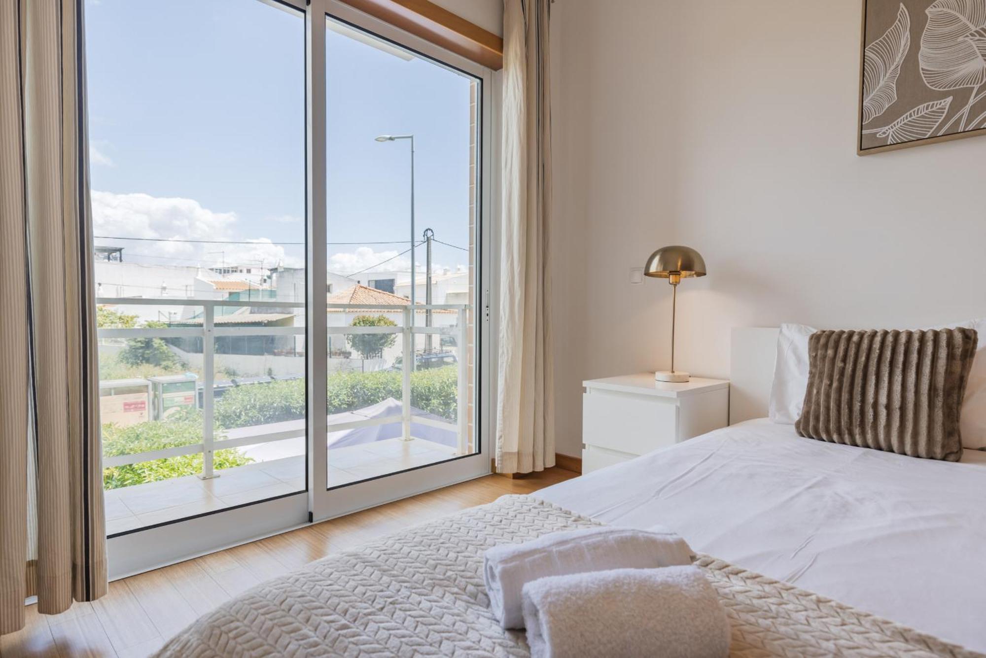 2 Bedroom Relax In Alvor By Innkeeper Esterno foto
