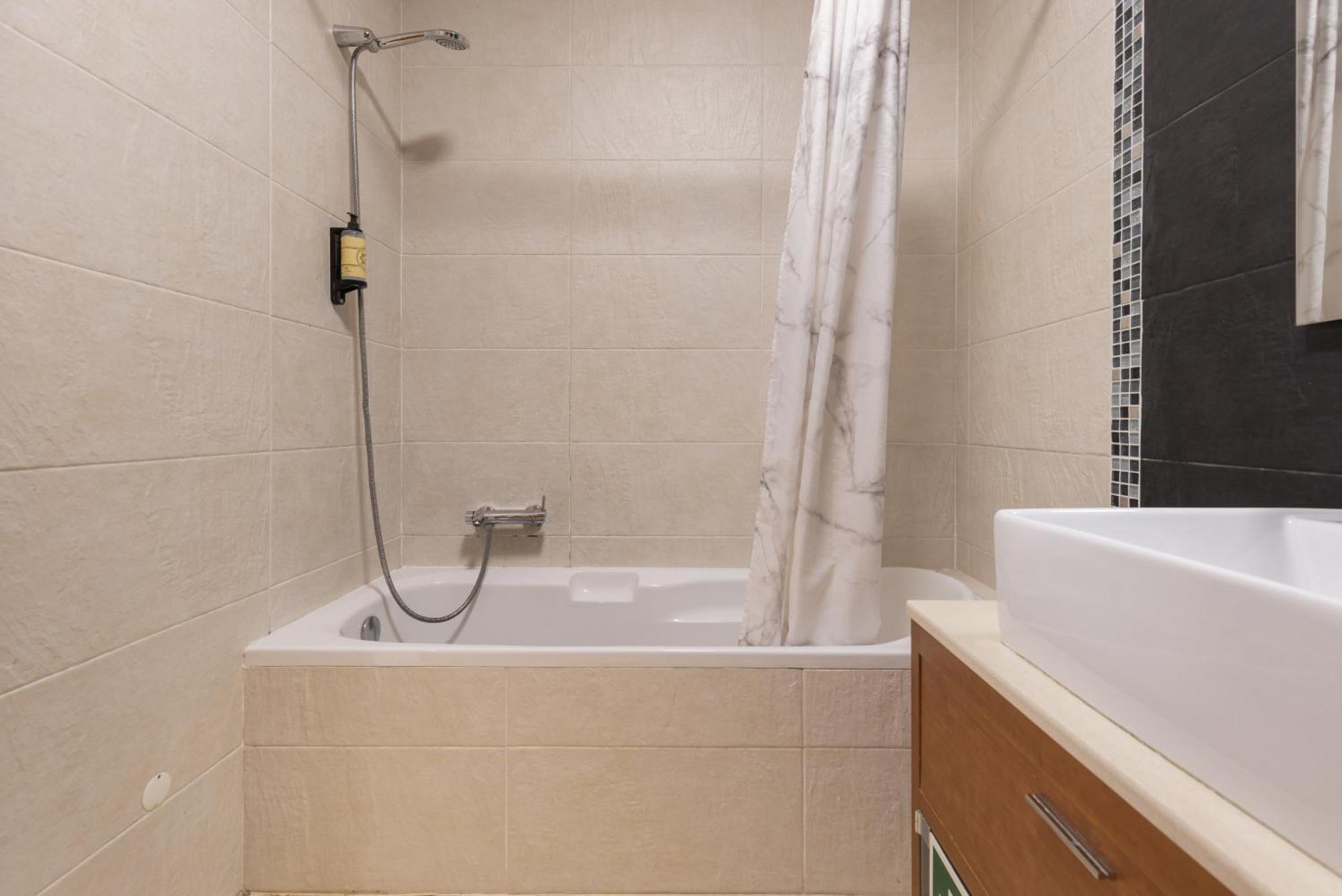 2 Bedroom Relax In Alvor By Innkeeper Esterno foto
